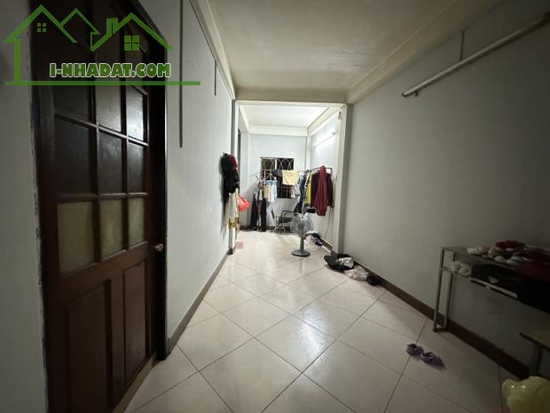 Gấp bán nhà Bình Thạnh, dt nền 120m2, ngang 7m, giá 23 tỷ, Mặt tiền Điện Biên Phủ.