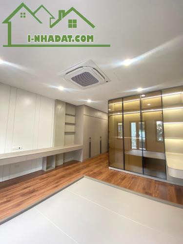 THẠCH BÀN ÔTÔ ĐỖ CỬA 48m2 x 6T THANG MÁY GARA OTO NGÕ THÔNG KINH DOANH. 9,8TỶ - 3