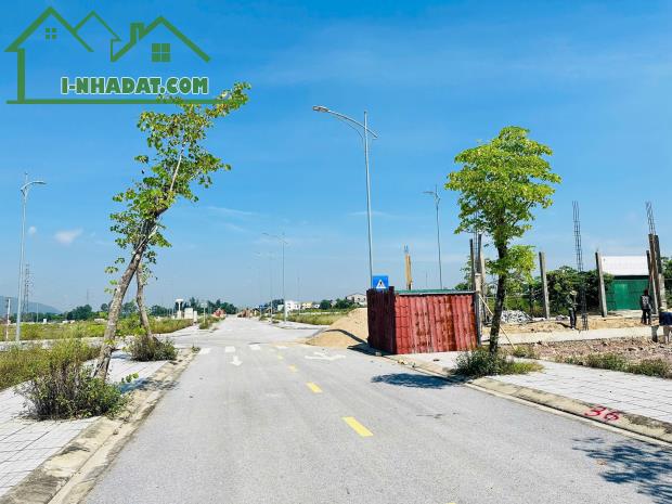 Bán 2 lô 160m2 đất đấu giá Trung Thành, Hưng Đông, TP Vinh - 1