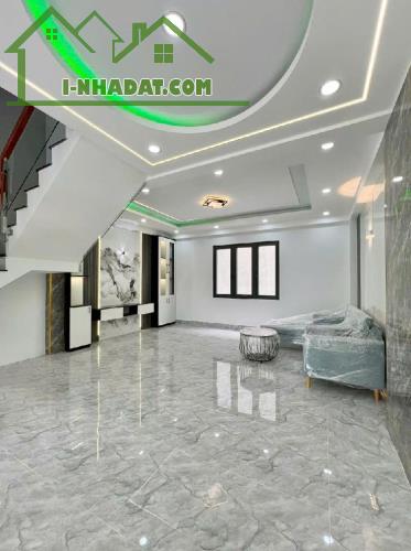 BÁN NHÀ HẺM XE HƠI VÕ VĂN HÁT, 66.3M2 (5.45M X 12.62M), 4 TẦNG, LONG TRƯỜNG, QUẬN 9 - 1