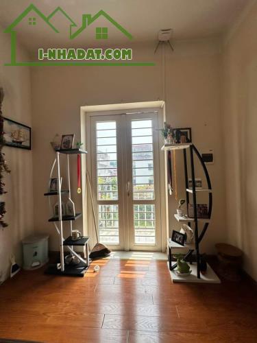 Bán LK KĐT Chức Năng Tây Mỗ. Nam Từ Liêm DT 117m x 4T. Mặt tiền 8.2m.