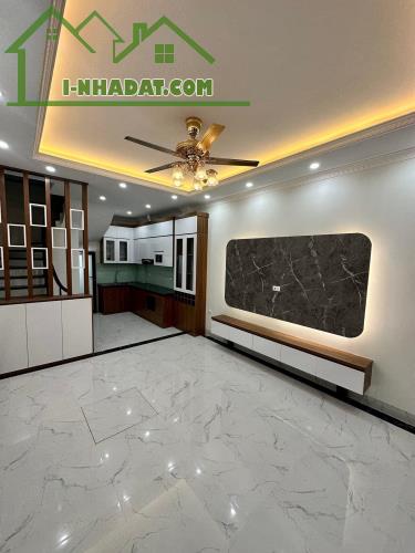 Bán nhà mới Tây Mỗ 33M 5 Tầng, 4P Ngủ, gần đường lớn, gần Mỹ Đình giá 3.9 tỷ - 1