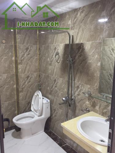 Bán nhà mới Tây Mỗ 33M 5 Tầng, 4P Ngủ, gần đường lớn, gần Mỹ Đình giá 3.9 tỷ - 3