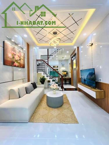 Bán nhà Tân Hội, Ngã Tư Trạm Trôi, 2km phố Nhổn 40M 4 Tầng, 4p ngủ giá 5 tỷ