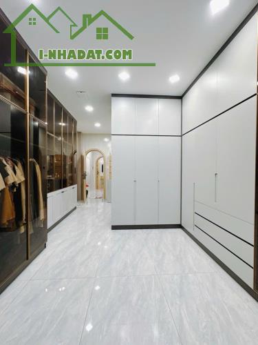 MTKD NGUYỄN BIỂU F1 QUẬN 5 - 73M2 4 TẦNG - GIÁ 23 TỶ - 4