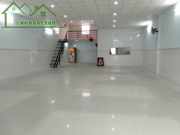 254/ Cho thuê nhà xưởng 550m2 mặt tiền 30/4 đối diện cổng cảng