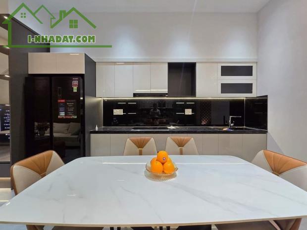 BÁN GẤP NHÀ PHỐ NGUYỄN SƠN 61M x 6 TẦNG, THANG MÁY, Ô TÔ, FULL NỘI THẤT. NHỈNH 10 TỶ - 3