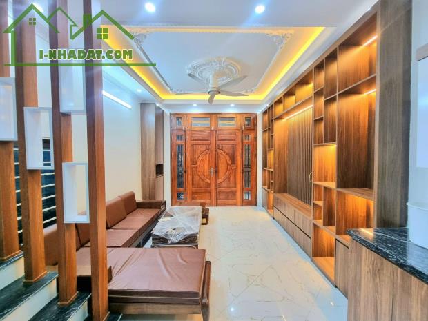 Siêu Phẩm! Nhà đẹp trung tâm Trạm Trôi, Lai Xá, phố Nhổn xây 5 Tầng, giá 4 tỷ - 4