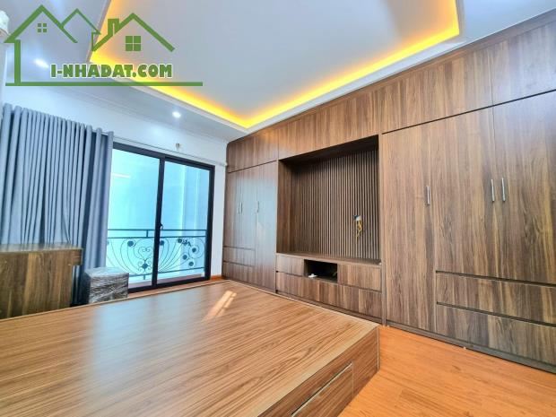 Siêu Phẩm! Nhà đẹp trung tâm Trạm Trôi, Lai Xá, phố Nhổn xây 5 Tầng, giá 4 tỷ