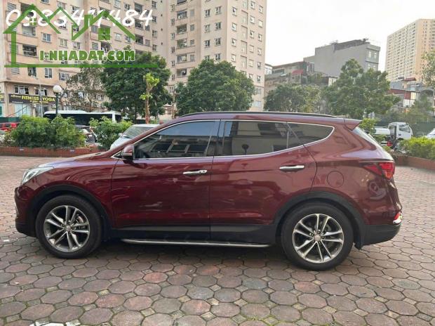 Chính Chủ Cần Bán Xe Santafe 2018 - Giá Cực Rẻ - Liên hệ ngay : 0983411484.