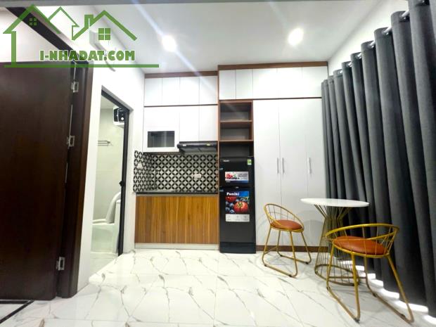 Bán Tòa CCMN mới 6 tầng thang máy - 62m2 Lê Thanh Nghị, 50m ra Phố - 1