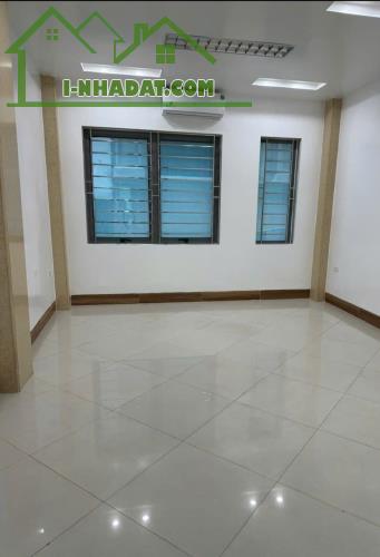 Bán toà nhà VP phố Thái Thịnh Đống Đa 80 m2 9 tầng thang máy NK giá 31tỷ Lh 0915229868 - 3