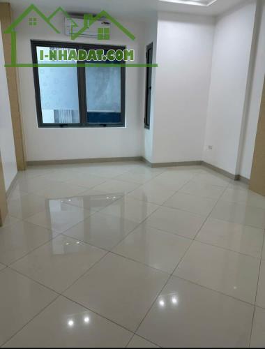 Bán toà nhà VP phố Thái Thịnh Đống Đa 80 m2 9 tầng thang máy NK giá 31tỷ Lh 0915229868 - 1