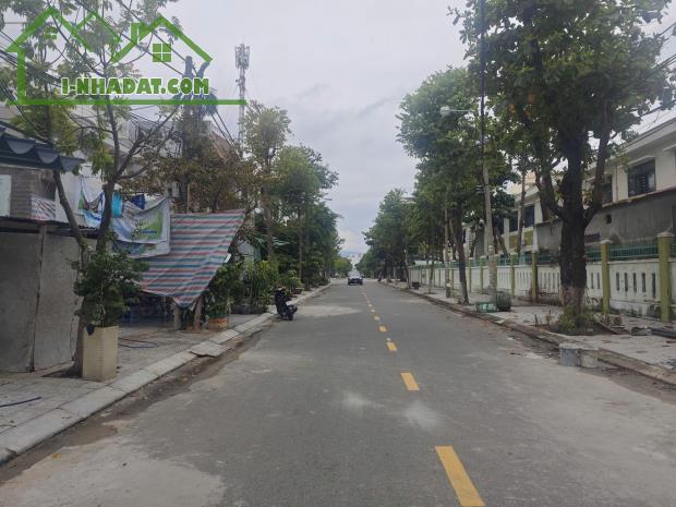 Village Dòng Tiền Phố Biển-Dương Tụ Quán Quận Ngũ Hành Sơn-300m2-Ngang 11m- Giá: 31 Tỷ hơn - 3