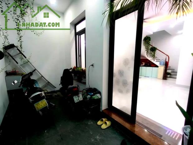 BÁN NHÀ NGÕ AN TRẠCH, QUẬN ĐỐNG ĐA. 50M2 4 TẦNG MT 5M GIÁ 8,8 TỶ - NHÀ MỚI Ở NGAY- NỘI