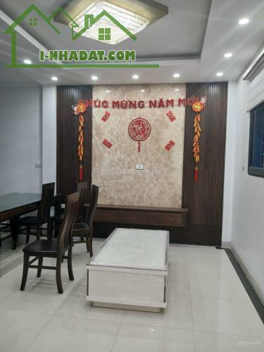 Nhà mặt đất giá chung cư: Nhà mới Nhân Hòa sát Hoàng Đạo Thúy 5T 54m2 MT 7.5m 20m ra phố - 1