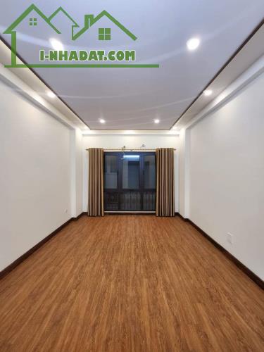 Bán nhà đẹp trung tâm Trạm Trôi, UBND Hoài Đức 33M 5 Tầng, 4 phòng giá 3.7 tỷ - 3