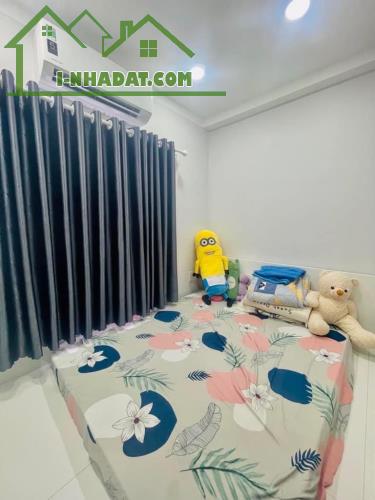 NHÀ ĐẸP LUNH LINH, FULL NỘI THẤT - 21M2, 4TẦNG - LÝ CHÍNH THẮNG - NHỈNH 4TỶ - 4