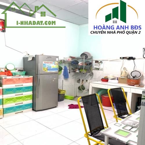 Bán gấp nhà mặt phố MTKD _ Chưa đến 52 tr/m2 _ Đường Lê Văn Thịnh, Quận 2 _ trệt 2 pn 1 wc - 1