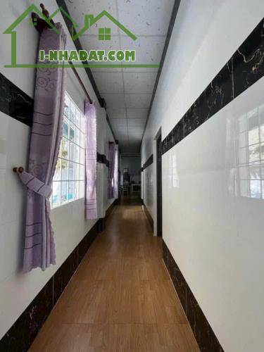 Hàng Siêu Ngộp bán Căn nhà Ơbà Triệu Hóc mÔn 150m2 Sổ Hồng Riêng 720triệu Bao phí - 1