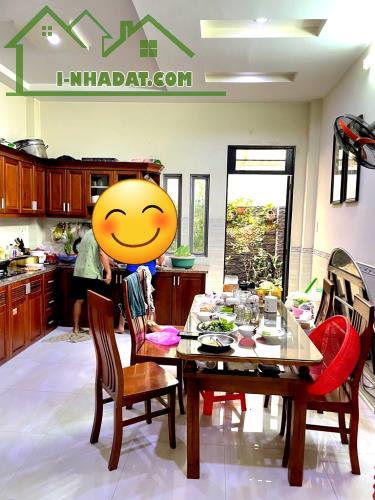 HAI MẶT HẺM Ô TÔ- TRƯỜNG CHINH P15- 4.2X21M- 3 TẦNG- 8.X TỶ - 2