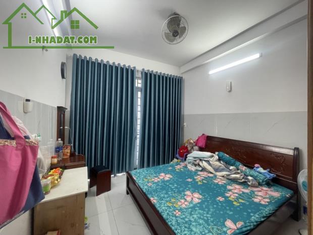 Gấp bán nhà Thủ Đức, 3 tầng, dt nền 70m2, giá 7.5 tỷ, gần Mt Lê Văn Việt, Q.9(cũ). - 5
