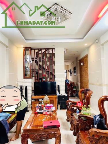 KHU VIP TÂN BÌNH - Ô TÔ NGỦ TRONG NHÀ - 90M2 - 3 TẦNG - 2 MẶT HẺM THOÁNG MÁT - 2