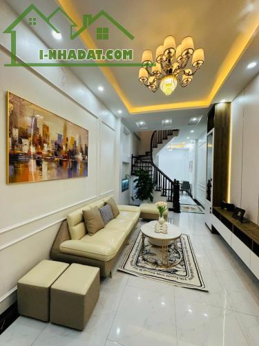 BÁN NHÀ PHỐ TRƯƠNG ĐỊNH 40M2 , MT 3.3M. GIÁ 7.25 TỶ. ĐẸP LUNG LINH