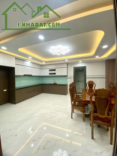 Biệt thự 3 tầng, 80m2, HXH, gần chợ Thới Tứ, Thới Tam Thôn - 3