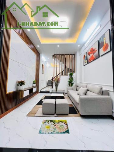 Bán nhà Phương Canh, Nam Từ Liêm 38M 4 Tầng, 4P Ngủ, ô tô đỗ gần giá 5.8 tỷ
