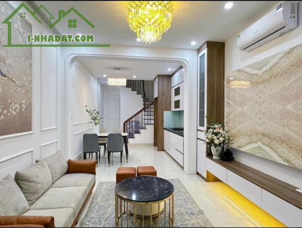 Siêu đẹp nhà Phương Canh, gần Mỹ Đình 3km xây 5 Tầng, 4 phòng giá nhỉnh 4 tỷ - 5