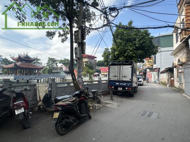 DÂN XÂY-GẦN PHỐ-OTO TRÁNH , ĐỖ-NGÕ THÔNG-TIỆN ÍCH BẠT NGÀN-AN NINH TỐT-HÀNG XÓM THÂN THIỆN - 3