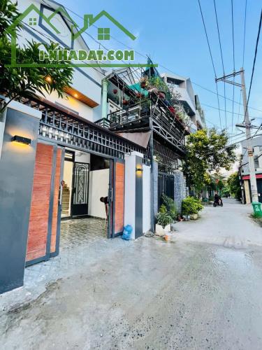 CẦN TIỀN, BÁN GẤP nhà phố 80m2 giá 3tỷ088, gần cầu Công Lý, đường Nguyễn Văn Trỗi