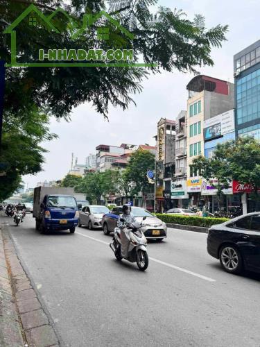BÁN GẤP NHÀ MẶT PHỐ NGUYỄN VĂN CỪ 84M x 5T, MT 5M, CHO THUÊ, KINH DOANH. NHỈNH 28 TỶ