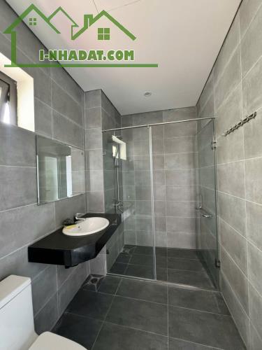 Bán nhà mặt phố Hồng Tiến, Vỉa hè, Mặt tiền 6m, KD ngày đêm, Đoạn Đẹp Nhất Phố.