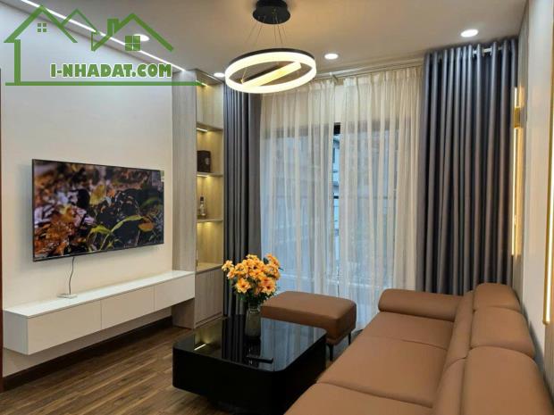 Bán căn hộ VIP tại GoldMark City 136 Hồ Tùng Mậu 94m2 giá chỉ 6.7 tỷ