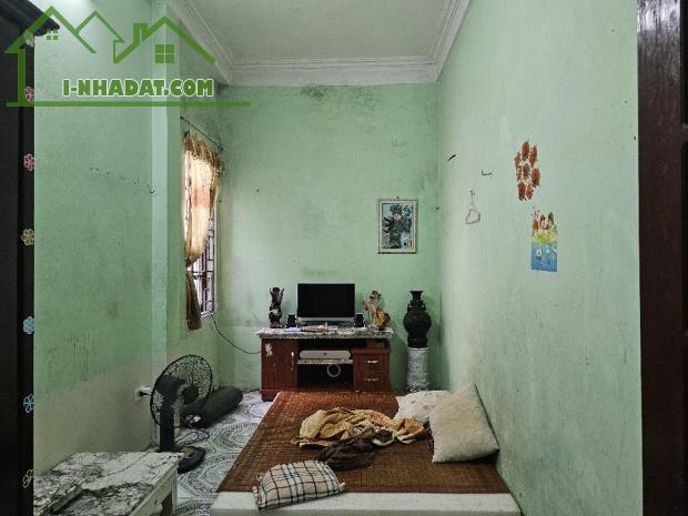 BÁN NHÀ MẶT PHỐ GIÁP BÁT, 28.5 M2, 3 TẦNG, MT 3.3M. GIÁ 6.3 TỶ, KINH DOANH TUYỆT VỜI - 1