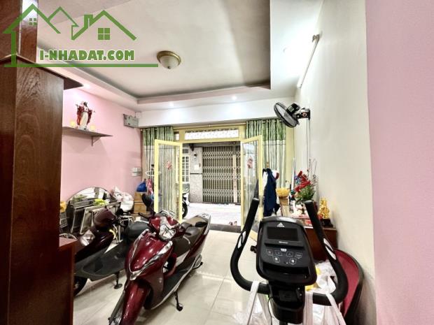 NHÀ PHÚ NHUẬN GẦN TRƯỜNG TÀI CHÍNH, HẺM XE HƠI SÁT MẶT TIỀN, KINH DOANH, 45M2x4 5PN 8 TỶ X
