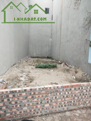 Bán  đất  Phạm Văn Đồng, 52m2, phân lô, ô tô, nhỉnh  4 tỷ.