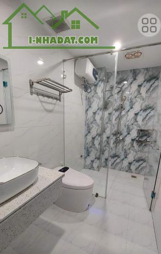 Bán nhà Cầu Bính (chợ hoa quả), Sở Dầu, Hồng Bàng, HP.  60m2, 4 tầng, 5,75 tỷ, ngang 5 - 3