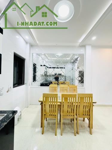 SIÊU PHẨM Bán Nhà 3,5 tầng ngay ngõ 193 Văn Cao Full nội thất - 1