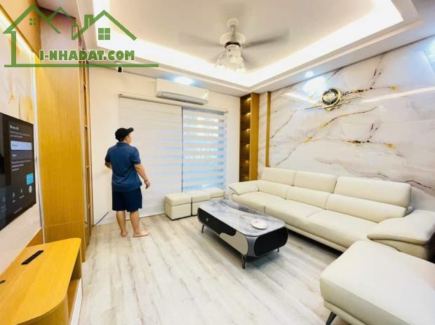 SIÊU PHẨM BỒ ĐỀ 47M2 x 5T NỞ HẬU, 10M RA HỒ ÔTÔ TRÁNH, FULL NỘI THẤT. 11,5TỶ - 4