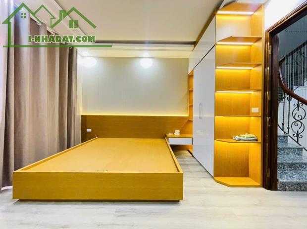 SIÊU PHẨM BỒ ĐỀ 47M2 x 5T NỞ HẬU, 10M RA HỒ ÔTÔ TRÁNH, FULL NỘI THẤT. 11,5TỶ