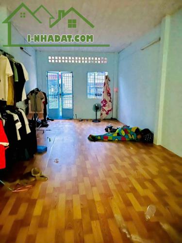 Nhà hẻm ô tô, gần ngân hàng ACB Lạc Long Quân, Tân Bình, 4.95 tỷ - 1