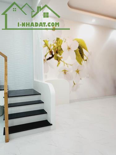 Bán Gấp Nhà Lầu 100m2 Ô Tô Đỗ Cửa Sổ Riêng Thổ Cư - Giáp Biên Hòa, Gần Phường Bửu Long - 2