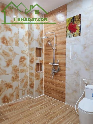 Bán Gấp Nhà Lầu 100m2 Ô Tô Đỗ Cửa Sổ Riêng Thổ Cư - Giáp Biên Hòa, Gần Phường Bửu Long