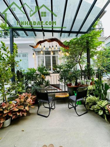 SIÊU PHẨM KIẾN TRÚC BỒ ĐỀ LÂM DU 57M2x 5T FULL NỘI THẤT, GẦN HỒ ĐIỀU HÒA. 9,86TỶ