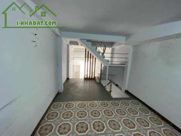 Bán nhà cũ Phan Huy Ích 37m2 hẻm xe hơi thông – Giá 4,8 Tỷ tl.