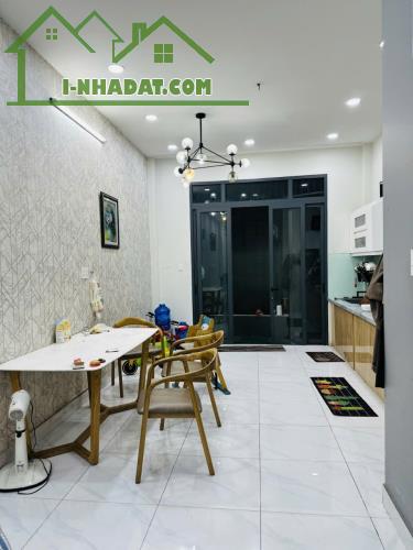 Bán nhà hẻm xe hơi tránh đường Nguyễn Hữu Tiến phường Tây Thạnh quận Tân Phú