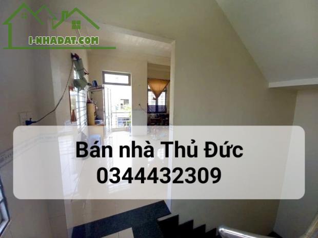 Bán nhà Thủ Đức, Mặt tiền kinh doanh, Lê Văn Việt, Thu nhập 20 triệu/th, 10 tỷ Nhỉnh